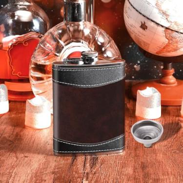 Imagem de Garrafa de quadril para garrafa de couro de licor, frasco à prova de vazamento de 227 g com funil, frasco perfeito que se encaixa muito bem em bolsos de jaqueta e calças, presente de aniversário para