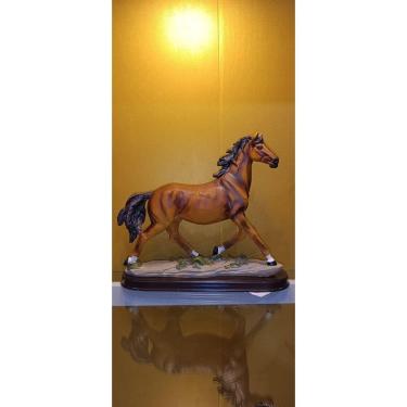 Imagem de Enfeite Animal Cavalo De Resina Decorativo 30Cm