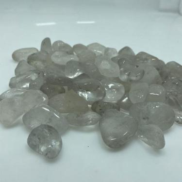 Imagem de Quartzo transp. pacote com 250g qualidade A tipo exportação - PEDRA MA