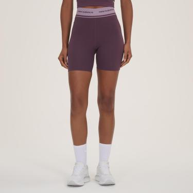 Imagem de Bermuda New Balance Sport Essentials Active Feminina-Feminino