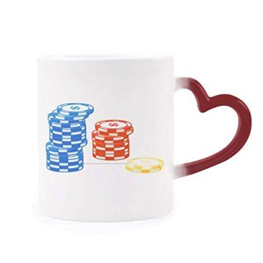 Imagem de Caneca de grés com ilustração de arranjo de fichas de cassino sensível ao calor vermelha que muda de cor