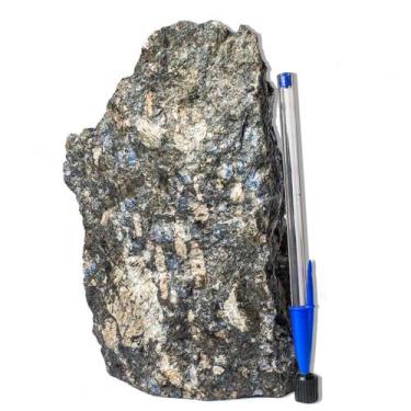 Imagem de 01 Riolita Azul Pé Serrado 15 a 25cm 1.5 a 2kg Tipo B - CristaisdeCurv