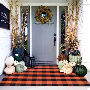 Imagem de Tapete xadrez laranja e preto, tapete de decoração de porta da frente ao ar livre de 1,2 m x 1,2 m, tapete de algodão lavável à mão para capacho em camadas, tapete de Ação de Graças de outono Halloween para varanda, entrada