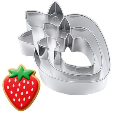 Imagem de Conjunto de 3 peças de cortadores de biscoito de morango em aço inoxidável cortadores em forma de morango para assar biscoitos, massa fondant, lavável na máquina de lavar louça, com tamanhos 8,5 6 cm
