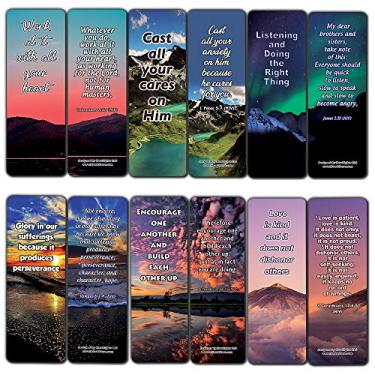 Imagem de NewEights Versículos populares da Bíblia para meninos adolescentes (embalagem com 12) – Coleção de versículos da Bíblia para adolescentes para incentivar meias cristãs de aniversário, pacote sortido a granel