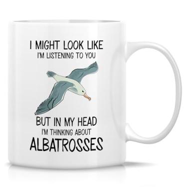 Imagem de Retreez Caneca engraçada – Caneca I'm Thinking About Albatrosses – Caneca de café ou chá de cerâmica de 325 ml – Presente hilário para amantes de pássaros, ornitólogos, fãs da vida selvagem, amante de