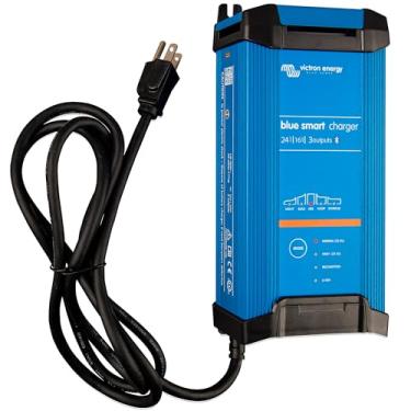 Imagem de Victron Energy Blue Smart IP22 Carregador de bateria de carro inteligente 24V 16A, carregador flutuante e dessulfator para motocicletas, ATV, RV, lítio e baterias de ciclo profundo, 3 saídas