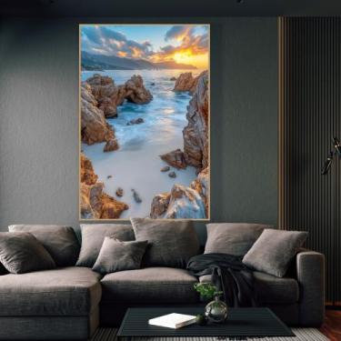 Imagem de Quadro decorativo mar entre pedras vertical - MeMoldura, Amadeirado Cl