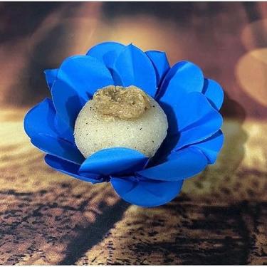 Imagem de Forminhas para Doces Finos - Kit 40/120 Formas Flor Decorativas | Ideal para Casamentos, Festas e Cupcakes (Style - Azul Grécia,40)