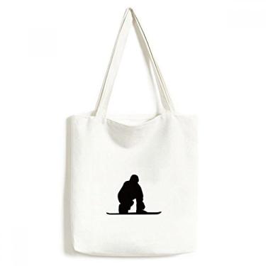 Imagem de Bolsa de lona preta para skate com contorno esportivo bolsa de compras casual