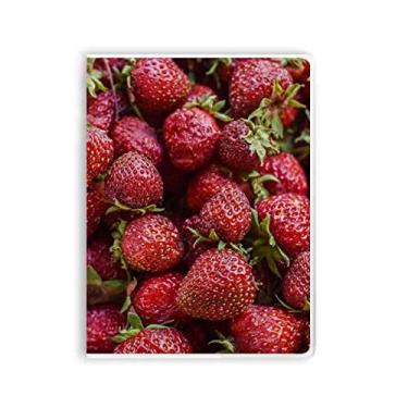 Imagem de Diário de capa macia com estampa de frutas vermelhas e morango