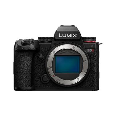 Imagem de Panasonic Câmera sem espelho LUMIX S5II, quadro completo de 24,2 MP com AF híbrido de fase, nova tecnologia Active I.S. Technology, Unlimited 4:2:2 10 bits de gravação - DC-S5M2BODY preto