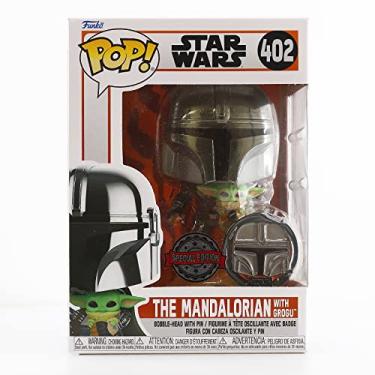 Imagem de Funko Pop! Star Wars: Across The Galaxy - The Mandalorian Holding Grogu with Pin, Chrome Finish, Amazon Exclusive