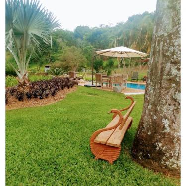 Imagem de Banco Montado Cisne Pé De Ferro Fundido Madeira Pronto Artes