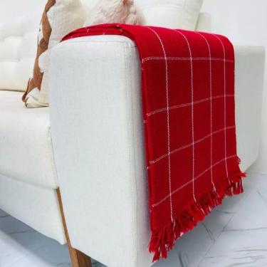 Imagem de Manta Para Sofá Grande Gigante 2 E 3 Lugares 2,40x1,80 Decorativa Tecido Macio Sofa Cama Na Promoção Vermelho-branco