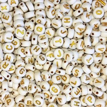 Imagem de Aprox 4000 Miçangas de Letras do Alfabeto Atacado Branca e Dourada 500g
