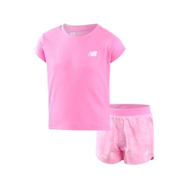 Imagem de New Balance Conjunto de shorts ativos para meninas – 2 peças de camiseta e shorts canelados – Lindo conjunto de roupa de verão para meninas, 7-12, Tie Dye rosa, 7/8