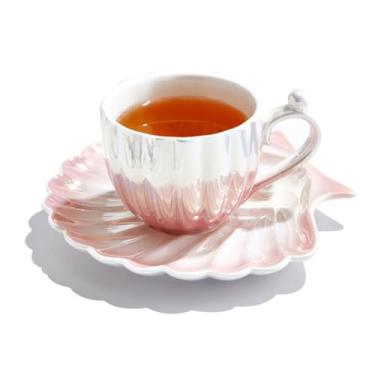 Imagem de HwaGui Copo e pires de concha de pérola - Caneca de café de cerâmica gradiente de 227 g, chá vintage, cappuccino, arte latte para presente de aniversário (rosa gradiente)