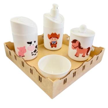 Imagem de Kit Higiene Baby Fazendinha Menino c/bandeja em MDF - Dóia Kids, Quadr