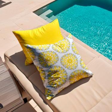 Imagem de Kit 2 Capas de Almofada Impermeável Área Externa Praia Piscina (Amarelo + Mandala Amarela)