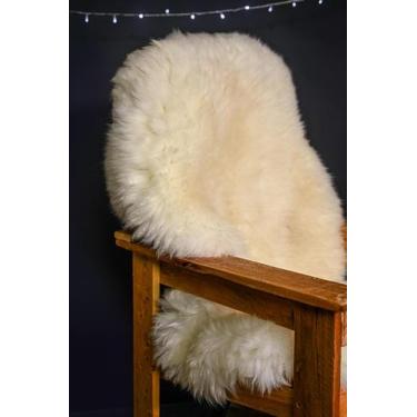 Imagem de Pelego Natural de Ovelha Premium Raro 130cm x 80cm - JS PELES