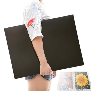 Imagem de MOTEERLLU Livro de armazenamento A2 adequado para pinturas de diamante de 56 x 38 cm, kit de arte de diamante, recipiente de armazenamento com 30 bolsos, pasta de portfólio para arte (preto)