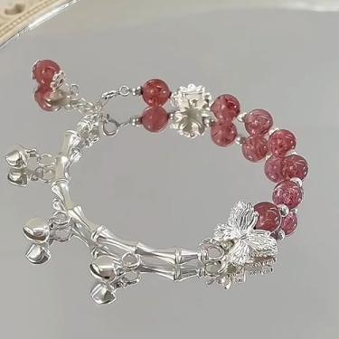 Imagem de Pulseira feminina de cristal de jade banhada a ouro 14 k - presentes de Natal para mãe, filha, irmã, melhores amigas no aniversário de Natal (Sinos de bambu), Large, Aço inoxidável, Sem Pedra Preciosa