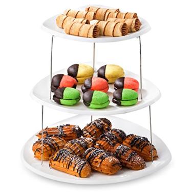 Imagem de Bandeja de festa dobravel, 3 camadas - As bandejas decorativas de plastico para aperitivos se dobram para baixo e dobram para dentro para um espaco minimo de armazenamento. Uma bandeja elegante para servir sanduiches, bolo, queijo fatiado e carne de Deli.