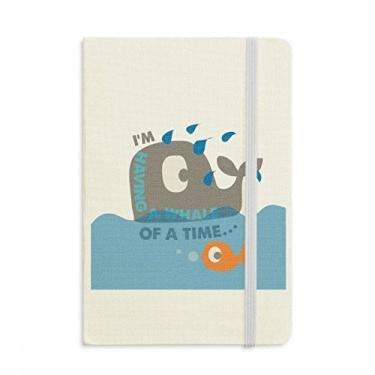 Imagem de Caderno de anotações The Blue Whale com desenho animado ilustrado oficial de tecido rígido diário clássico