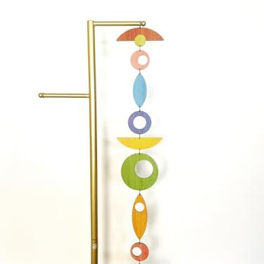 Imagem de MidModArt 13 peças de painéis de parede de pendurar em PVC, arte de parede moderna de meados do século, divisórias decorativas de textura de madeira colorida MCM para quarto, sala de jantar, estudo