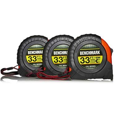 Imagem de Benchmark - Pacote com 3 – Fita métrica de 10 metros com polegadas e centímetros. Auto-wind, clipe de cinto e ponta de garra magnética grande.