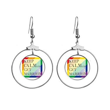 Imagem de Brincos LGBT com bandeira de arco-íris Get Married com argola e argola