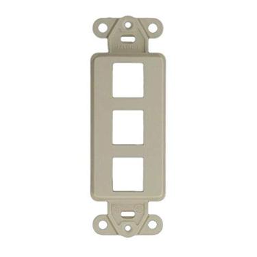 Imagem de Leviton Inserção decorativa QuickPort 41643-T, 3 portas, amêndoa clara