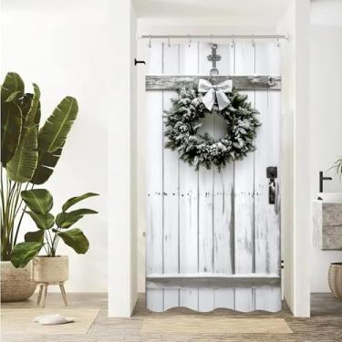 Imagem de Kalmico Stall Porta de celeiro de Natal 36Lx72L Farmhouse rústica meia pequena grinalda de Natal madeira conjunto de banheiro férias acessórios decoração com ganchos de plástico pacote