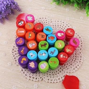 Imagem de 26 peças/conjunto de carimbos redondos multicoloridos, divertidos, fofos, para crianças, álbuns de recortes, desenhos animados, brinquedo de recompensa (carta)