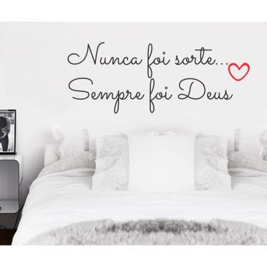 Imagem de Adesivo De Parede Nunca Foi Sorte. Com Coração Em Cores