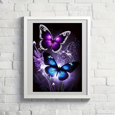 Imagem de Kit de pintura de diamante de borboleta de flor brilhante - Arte 5D sem moldura DIY (20 x 30 cm) para decoração de casa, presente exclusivo com design luminoso para sala de estar e quarto