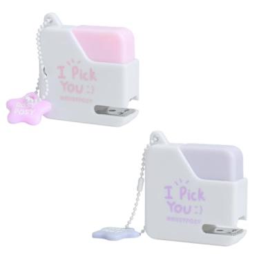 Imagem de RUIAN Pacote com 2 mini grampeadores com 40 grampeadores - compacto, design de cubo fofo, portátil, fácil de usar. Ideal para escola, escritório, presente (rosa e roxo)