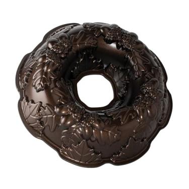 Imagem de Nordic Ware Forma de assar em forma de guirlanda de outono, bronze, 10 xícaras, prata