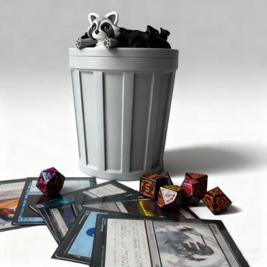 Imagem de TCGADVN MTG Trashcan Raccoon Deck Box - Hard Shell Deck Box Protective Case for 80+ Sleeved Cards and a Set of Dice, Compatible with MTG Commander Decks.