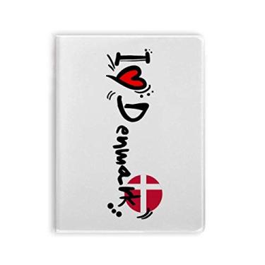 Imagem de Caderno de ilustração de coração I Love Denmark com a palavra "Love Denmark", capa de goma