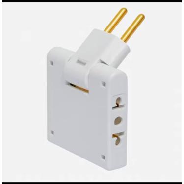 Imagem de Adaptador de Tomada Articulado, Dobrável, Branco, com Pinos Dourados, Montagem na Parede, Facilitando Sua organização Onde Existe Pouco Espaço