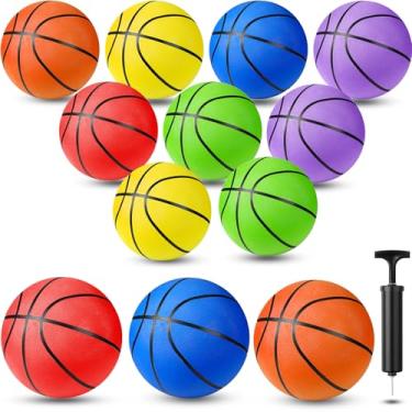 Imagem de Pacote com 12 bolas de basquete de borracha, tamanho oficial, para ambientes internos e externos, 6 cores com bomba para adultos, jovens, meninos, meninas, fora da cesta, prática de treinamento (tamanho 7, 75 cm)
