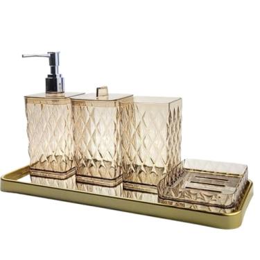 Imagem de Kit Banheiro Luxo 5 Peças com Bandeja Espelhada Porta Escova Algodão Sabonete Líquido e Saboneteira Transparente Kit Lavabo Elegante e Funcional (KIT AMBAR BANDEJA DOURADA)