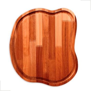 Imagem de Tábua de Carne Rústica em Madeira Eucalipto 40x37 cm, Antiderrapante com Canaleta para Gordura – Ideal para Churrasco e Mesa Posta