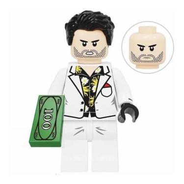 Imagem de Boneco Blocos De Montar Máscara Negra Aves De Rapina