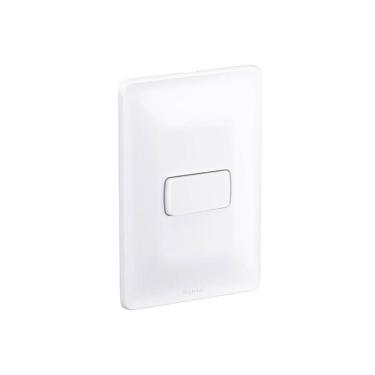Imagem de Interruptor Zeffia 1Ss Com Placa 680100 Legrand