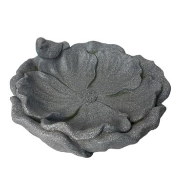 Imagem de Banho de pedra para pássaros da Bloom Basin – 37 cm de diâmetro x 15 cm A, flor de pedra sintética com detalhe de musgo, detalhes de jardim ao ar livre