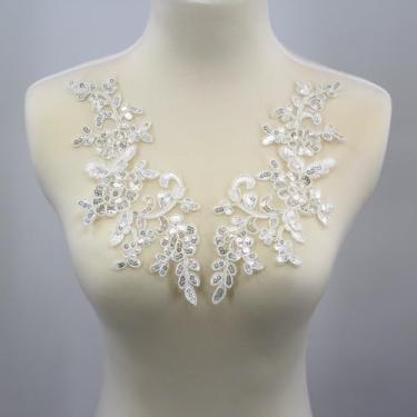 Imagem de SUNMOVE Par de bordado de lantejoulas, aplique de renda, costura, flor, tecido, colarinho, tema, vestido de casamento, casamento, artesanato, (branco)