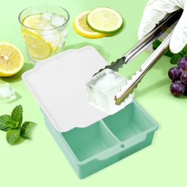 Imagem de Bandeja para cubos de gelo com tampa, molde empilhável grande de silicone quadrado de cubo de gelo para coquetéis de uísque, sopas de bourbon, guloseimas congeladas, fácil liberação sem BPA